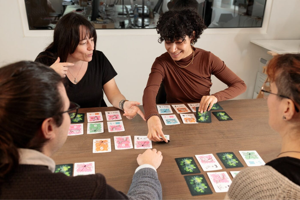 Symbiose | Board Game | Subverti