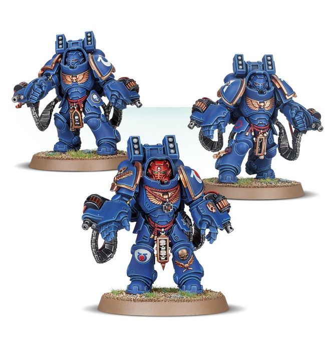 SPACE MARINES PRIMARIS AGGRESSORS