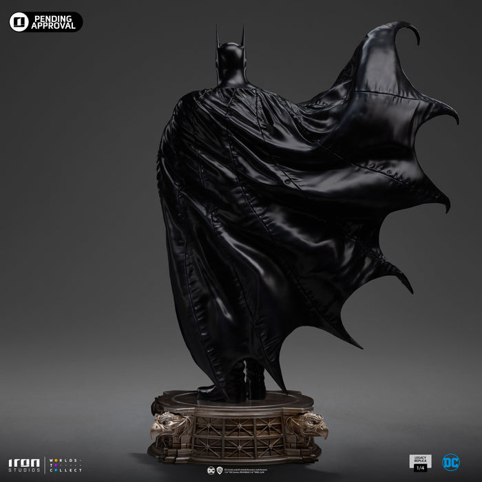 [PREORDER] Batman DC Trinity Quarter Scale Statue