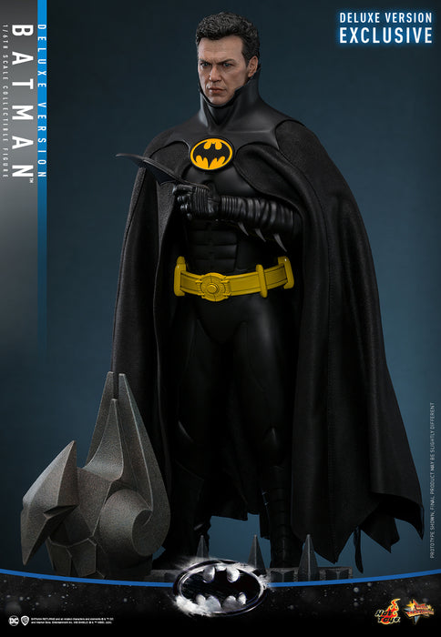 [PREORDER] Batman (Deluxe Version) Sixth Scale Figure