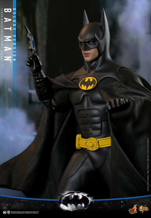 [PREORDER] Batman (Deluxe Version) Sixth Scale Figure