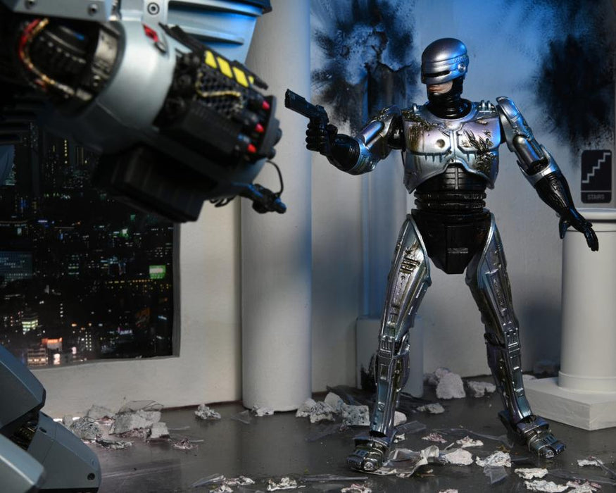 ROBOCOP 7" ULTIMATE BATTLE DAMAGED ROBOCOP WITH CHAIR FIGURE