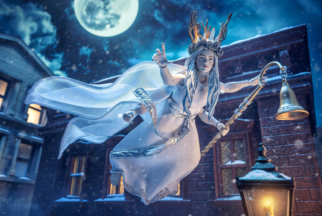 [PREORDER] Figura Obscura - Ghost of Christmas Past (Haunted Blue Version) (Retailer Appreciation Wave 2025) | Action Figure | Four Horsemen