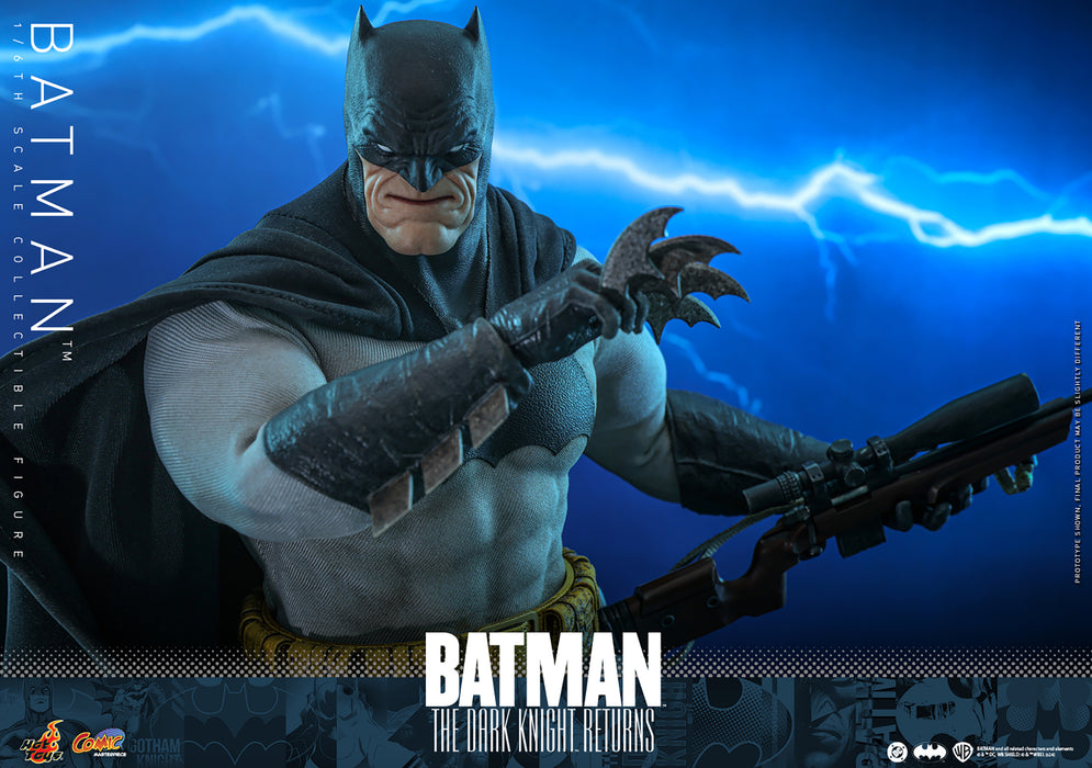 [PREORDER] Batman Sixth Scale Figure