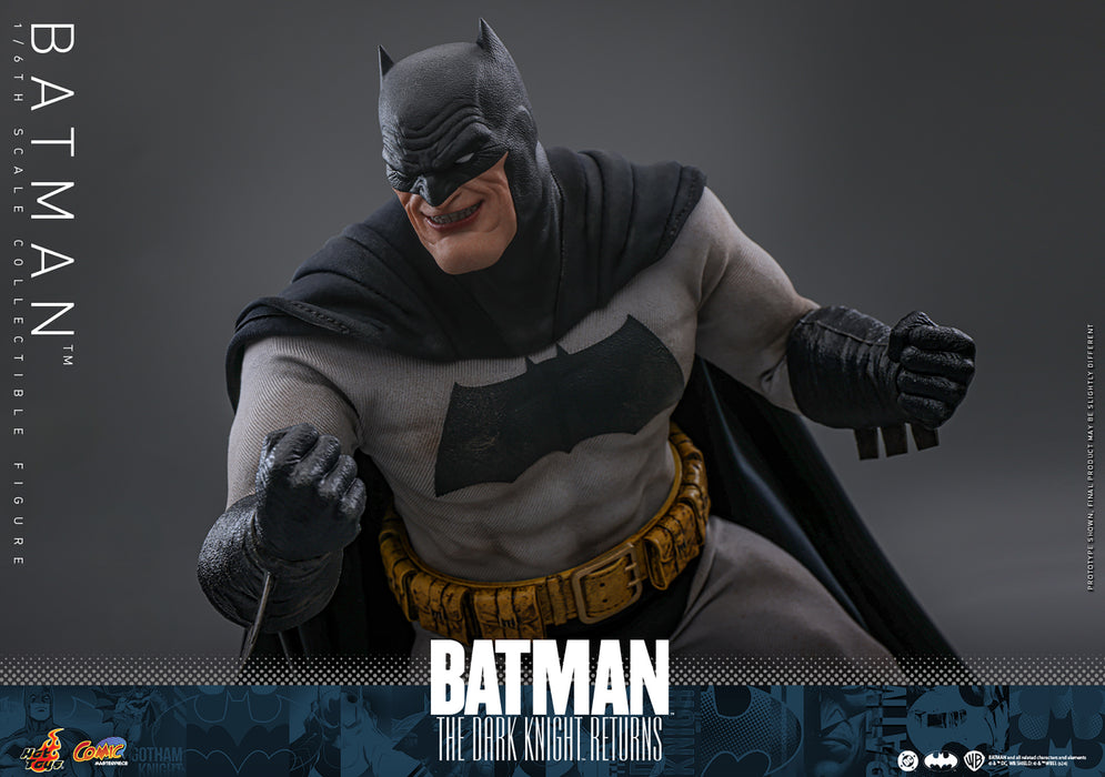 [PREORDER] Batman Sixth Scale Figure