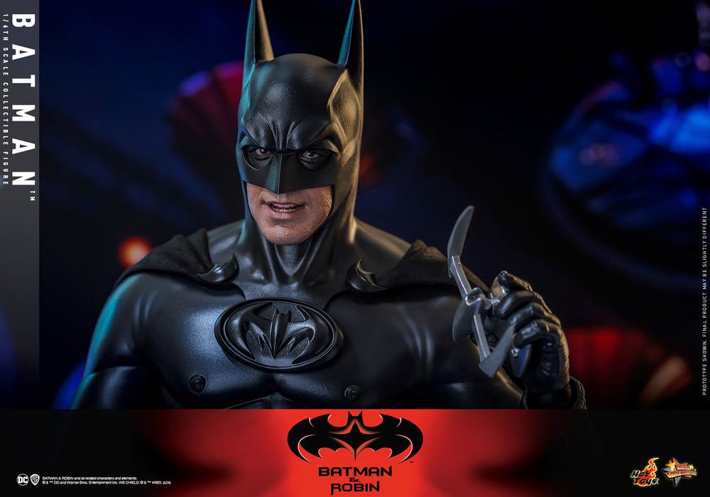 [PREORDER] Batman Sixth Scale Figure