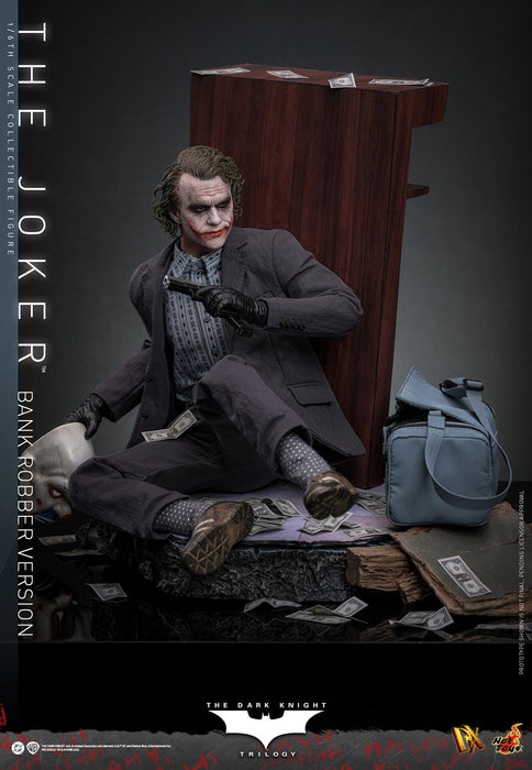 [PREORDER] The Joker (Bank Robber Version) Sixth Scale Figure