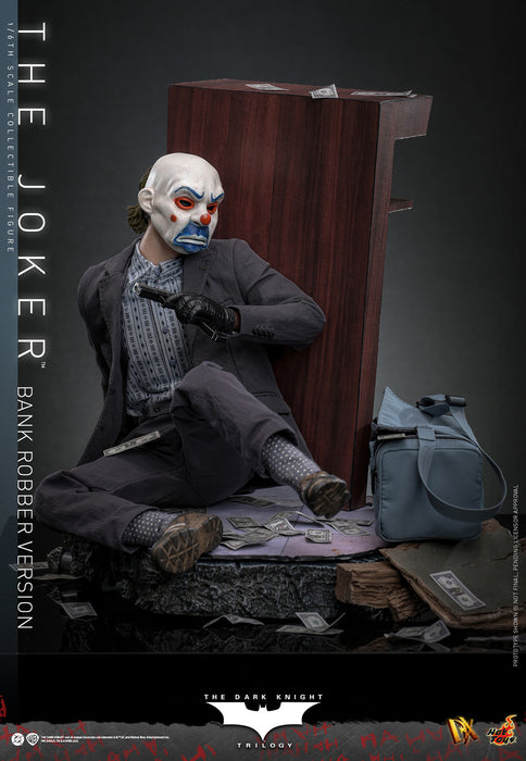 [PREORDER] The Joker (Bank Robber Version) Sixth Scale Figure
