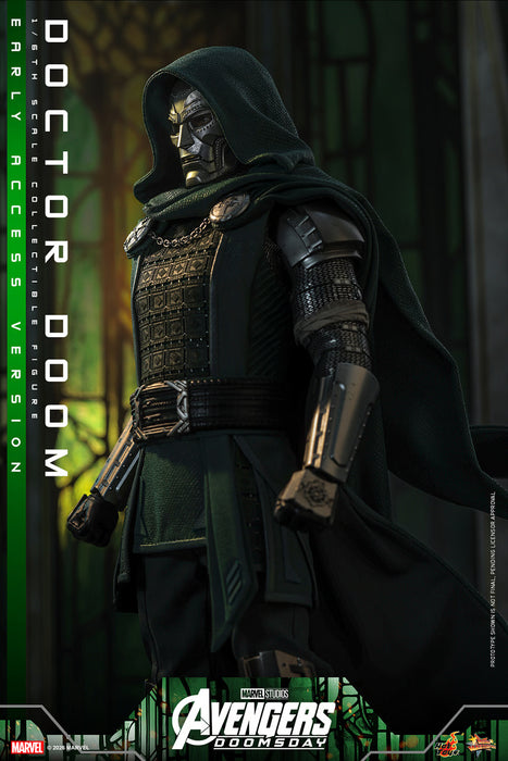 [PREORDER] Doctor Doom MMS906 | Sixth Scale Figure | Standard Edition