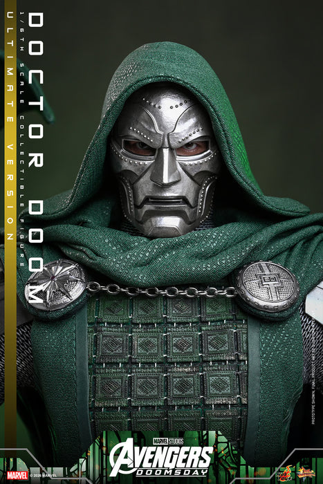 [PREORDER] Doctor Doom MMS907 | Sixth Scale Figure | Ultimate Version