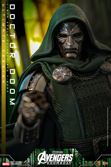 [PREORDER] Doctor Doom MMS907 | Sixth Scale Figure | Ultimate Version