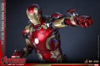 [PREORDER] Iron Man Mark XLIII (2.0) (Deluxe Version) MMS866D81 | Sixth Scale Action Figure | Hot Toys