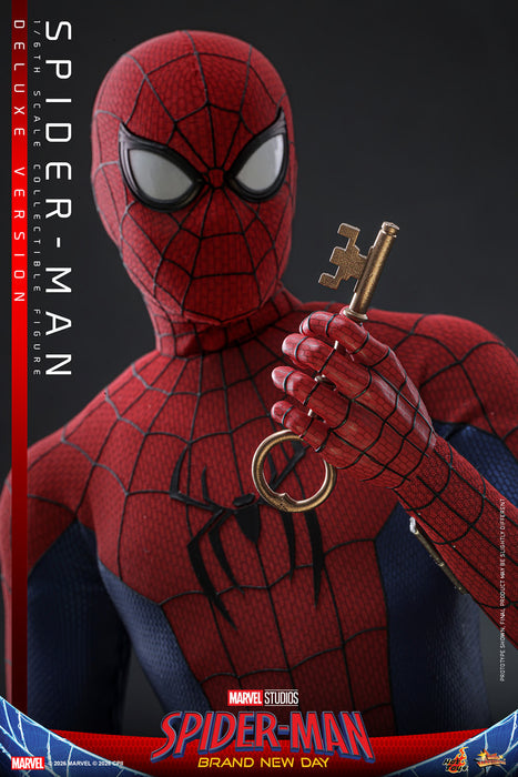 [PREORDER] Spider-Man MMS893 | Sixth Scale Figure | Deluxe Version