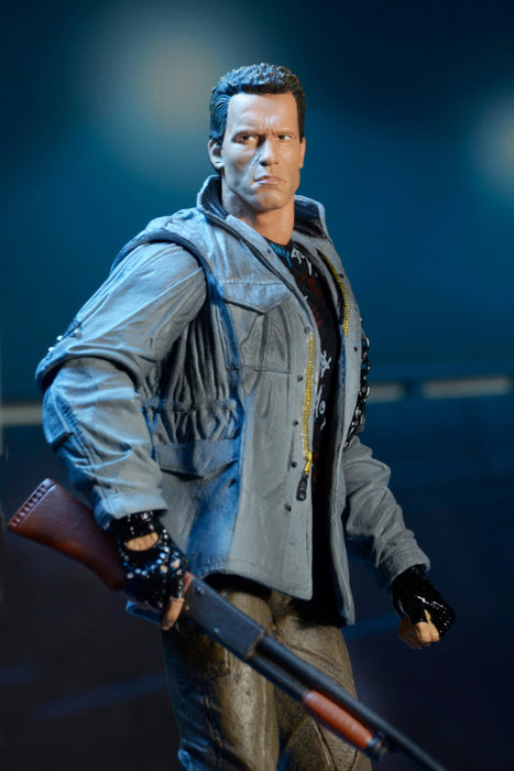 TERMINATOR ULTIMATE T-800 FIG 7" (Tech Noir) | Action Figure | NECA Toys