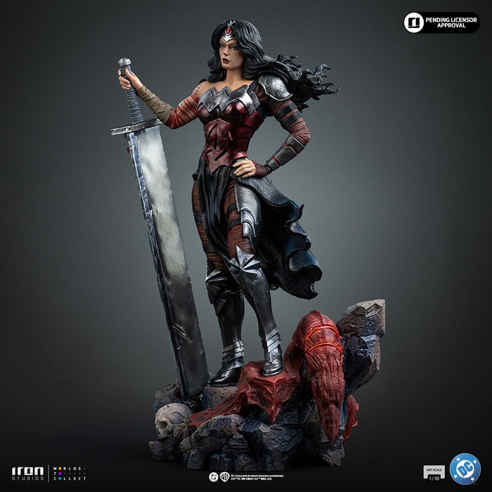 [PREORDER] Absolute Wonder Woman | 1:10 Scale Statue | Iron Studios