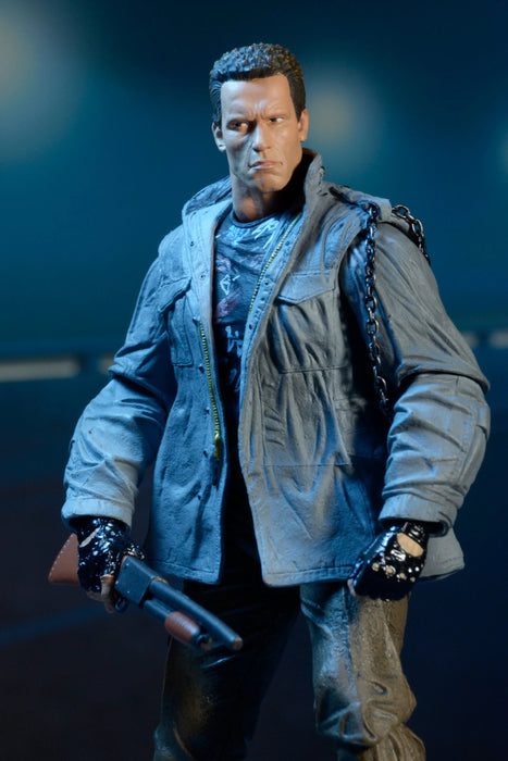 TERMINATOR ULTIMATE T-800 FIG 7" (Tech Noir) | Action Figure | NECA Toys