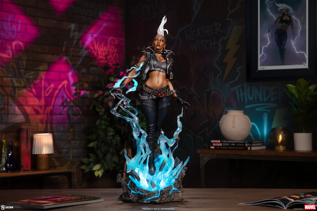 Storm | Premium Format Figure | Sideshow Collectibles