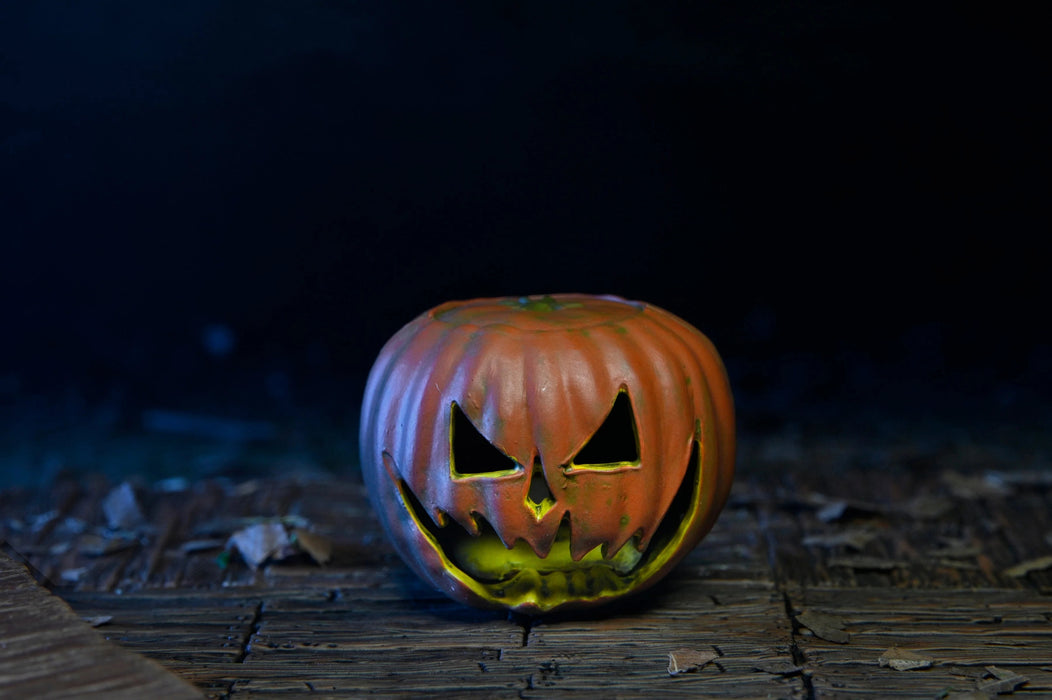 Halloween: The Curse of Michael Myers - Ultimate Michael Myers 7" Scale Action Figure | NECA