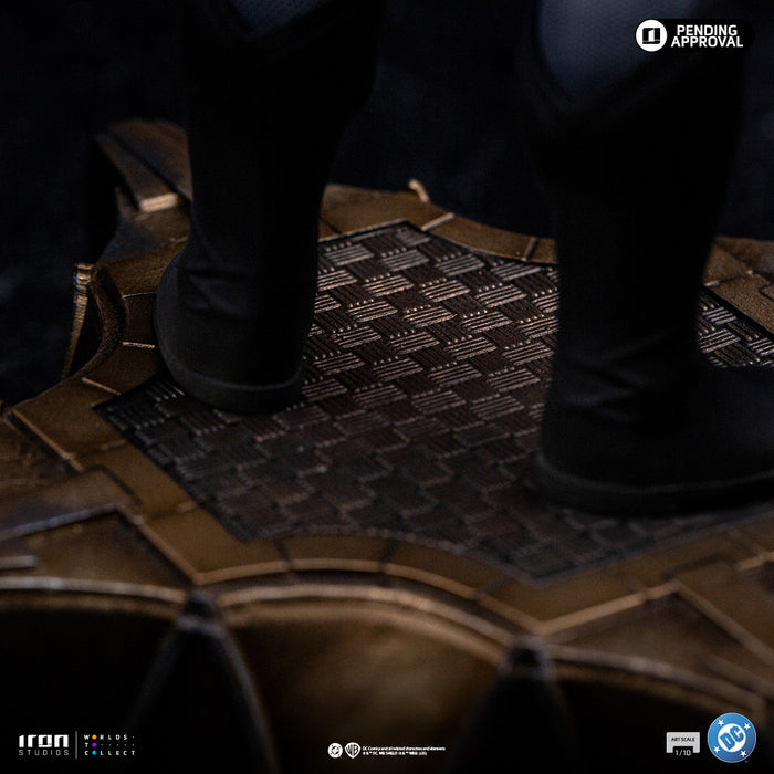 [PREORDER] Absolute Batman | 1:10 Scale Statue | Iron Studios