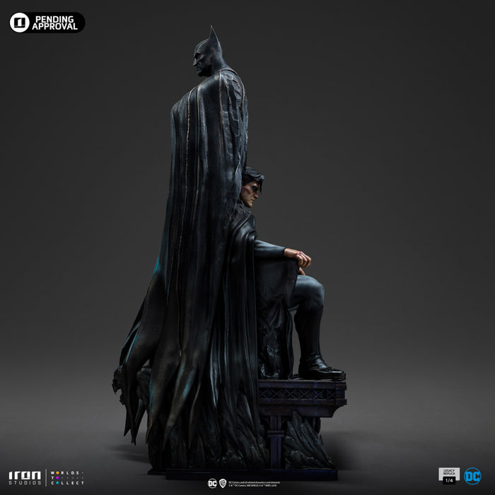 [PREORDER] Batman and Bruce Wayne Quarter Scale Statue