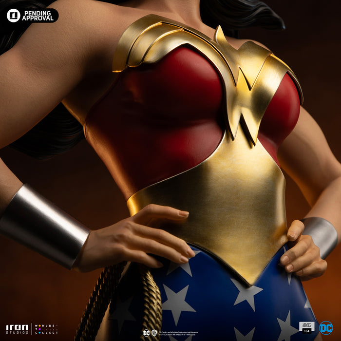 [PREORDER] Wonder Woman DC Trinity Quarter Scale Statue