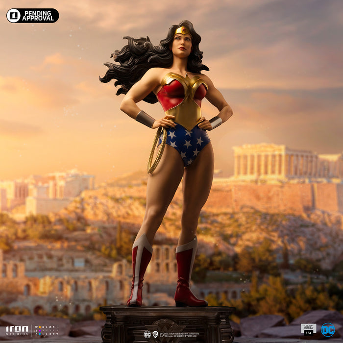 [PREORDER] Wonder Woman DC Trinity Quarter Scale Statue