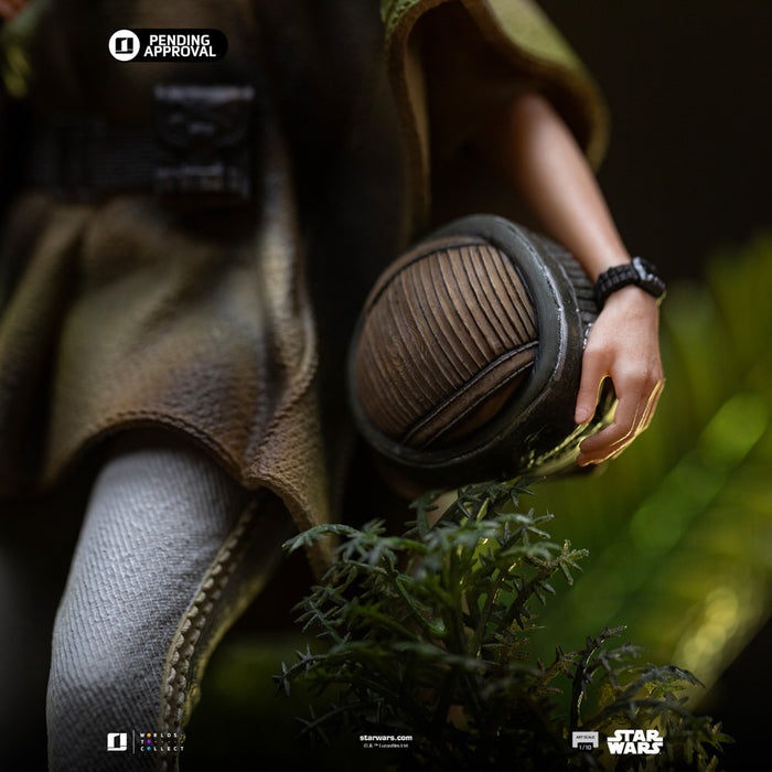 [PREORDER] Leia and Wicket 1:10 Scale Statue