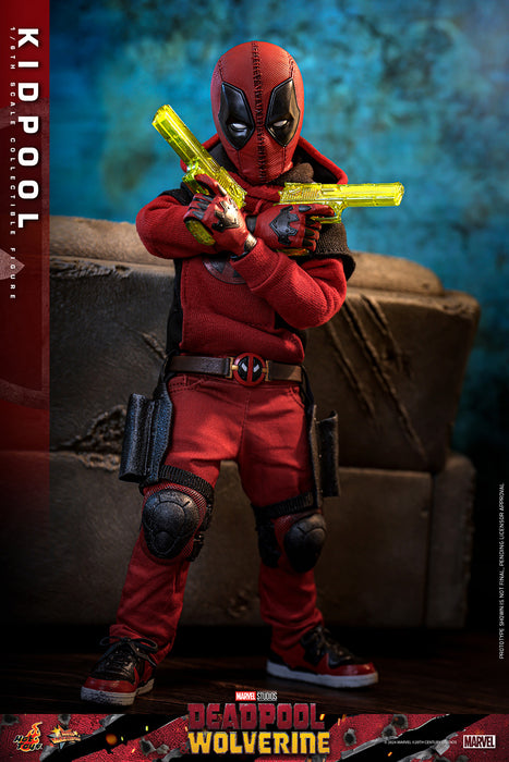 [PREORDER] Kidpool Sixth Scale Figure