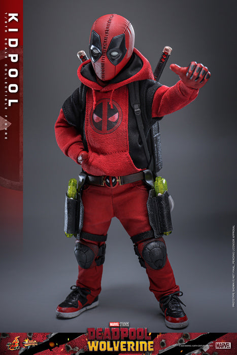 [PREORDER] Kidpool Sixth Scale Figure