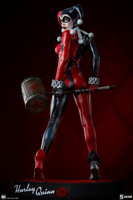 [PREORDER] Harley Quinn™ Premium Format™ Figure