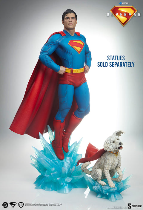 [PREORDER] Superman™ Premium Format™ Figure