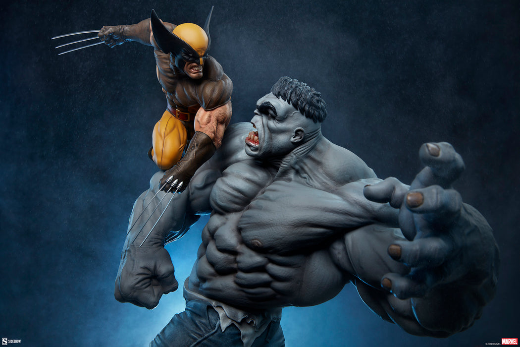 [PREORDER] Grey Hulk vs Wolverine Maquette