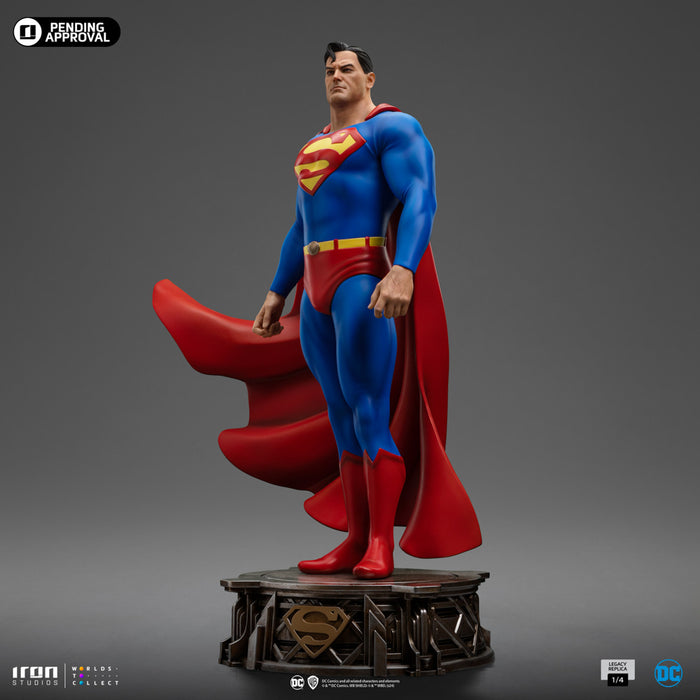 [PREORDER] Superman DC Trinity Quarter Scale Statue