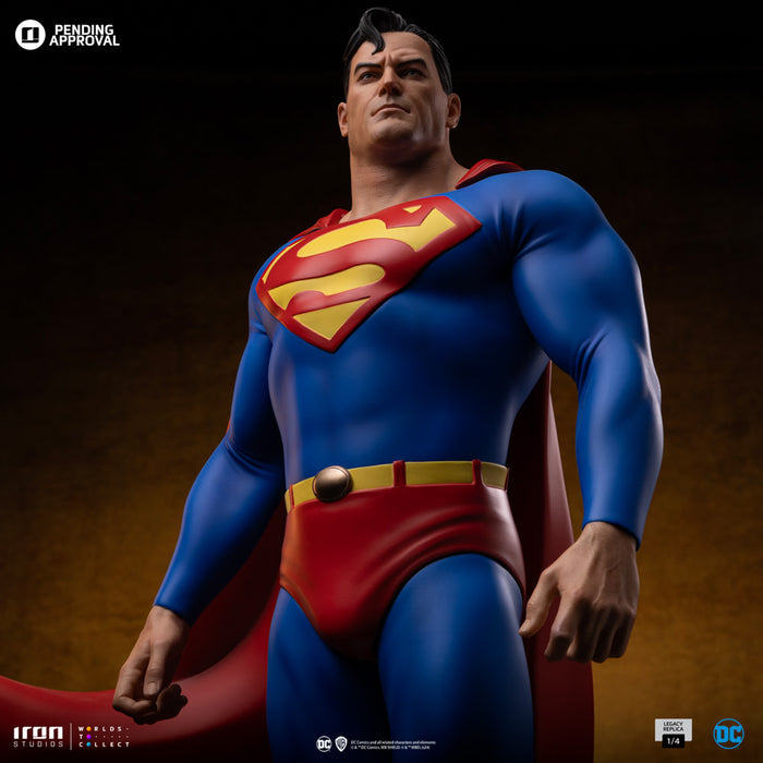 [PREORDER] Superman DC Trinity Quarter Scale Statue