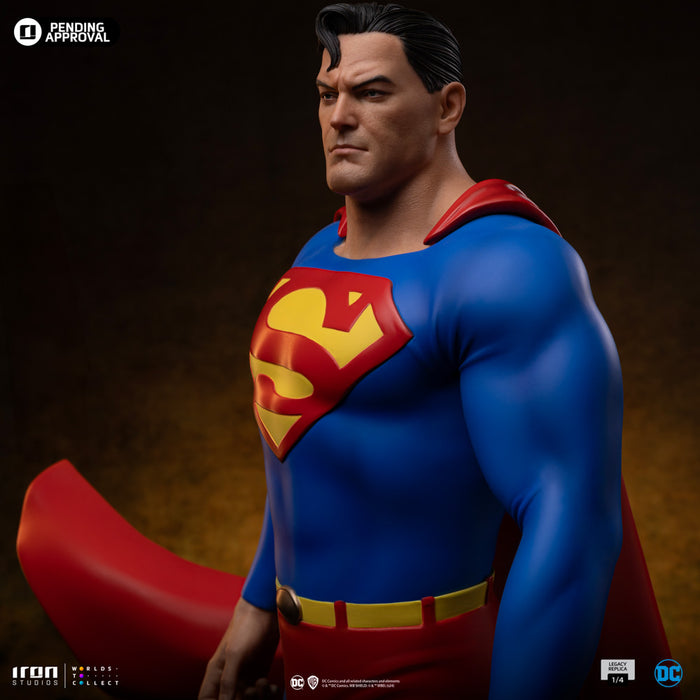 [PREORDER] Superman DC Trinity Quarter Scale Statue