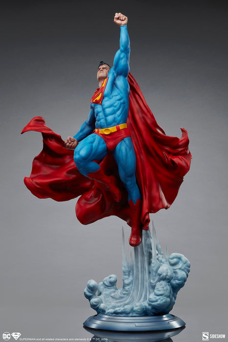 [PRE-ORDER] Superman Premium Format™ Figure