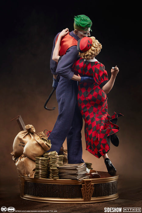 [PREORDER] The Joker and Harley Quinn: Lawless Love Diorama Statue