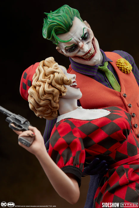 [PREORDER] The Joker and Harley Quinn: Lawless Love Diorama Statue