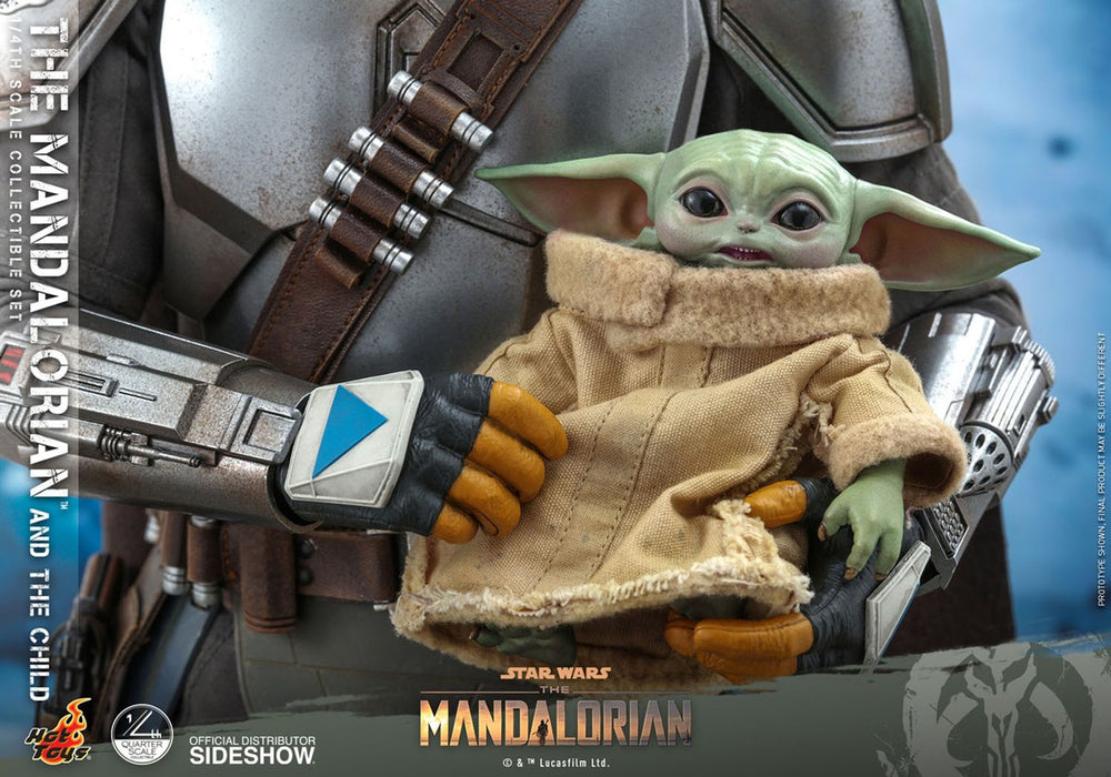 THE MANDALORIAN AND THE CHILD COLLECTIBLE STATUE