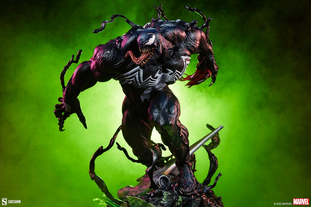 Venom Premium Format Statue